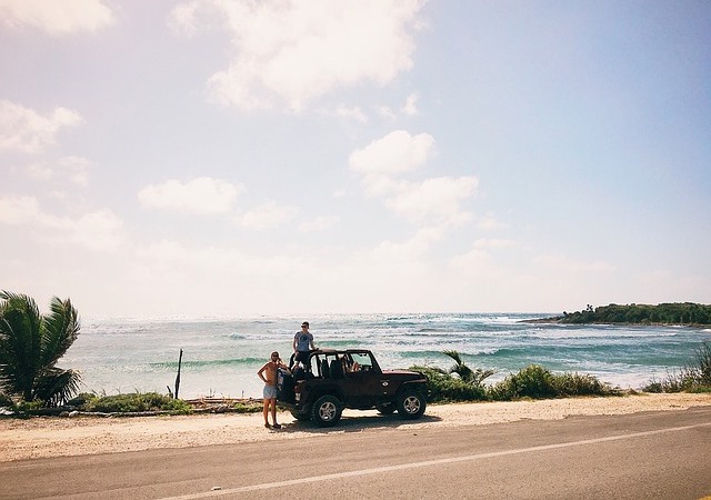 beach side road